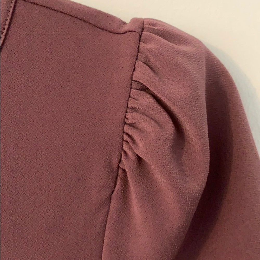 Express Blouse - Picture 5 of 8